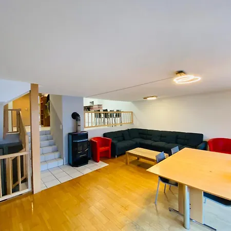 Lakeside - 18 Daire *