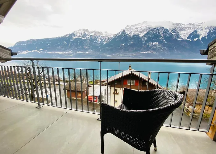 Lakeside - 18 Apartment